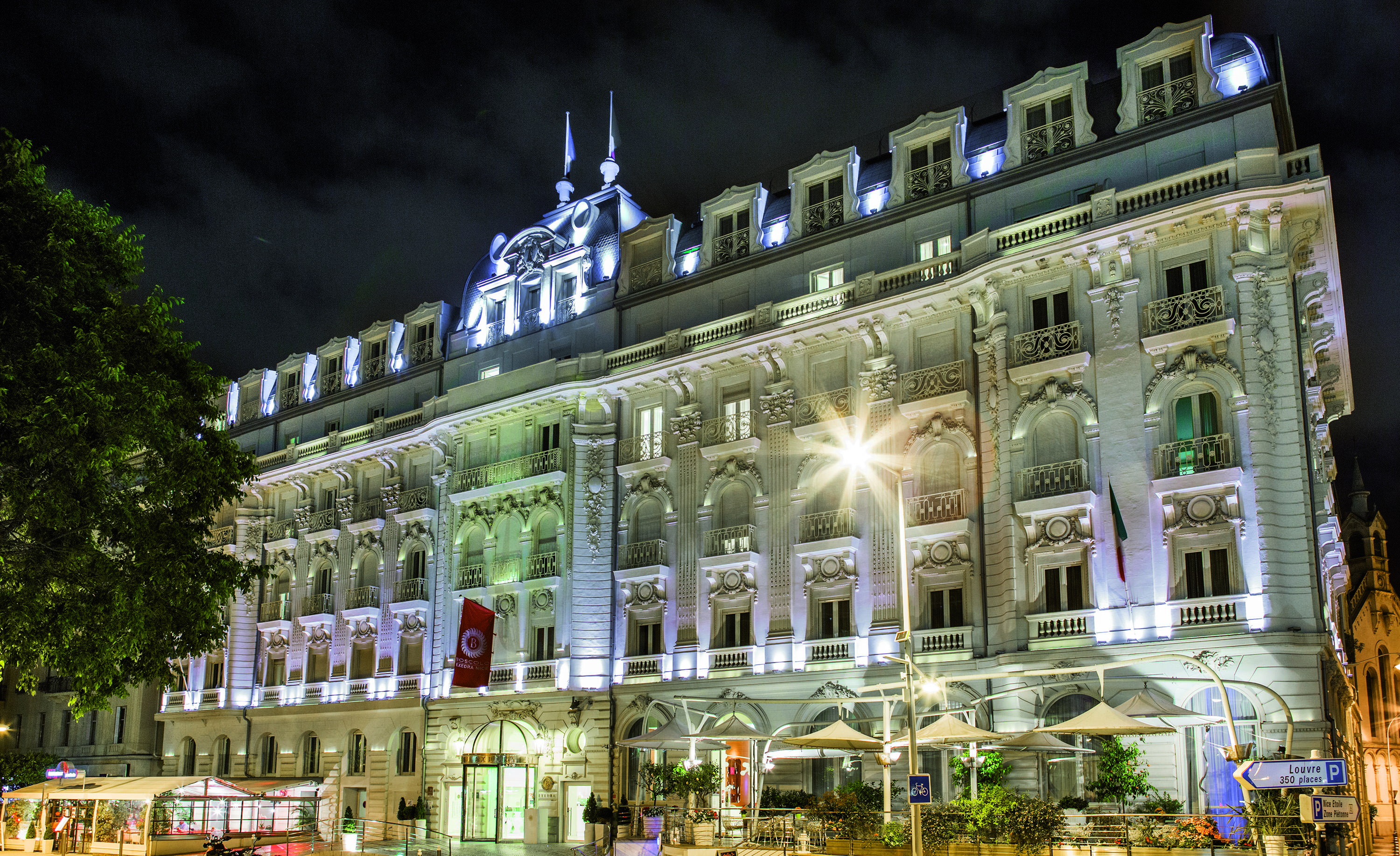 Boscolo Nice Hotel & Spa Zewnętrze zdjęcie The hotel at night